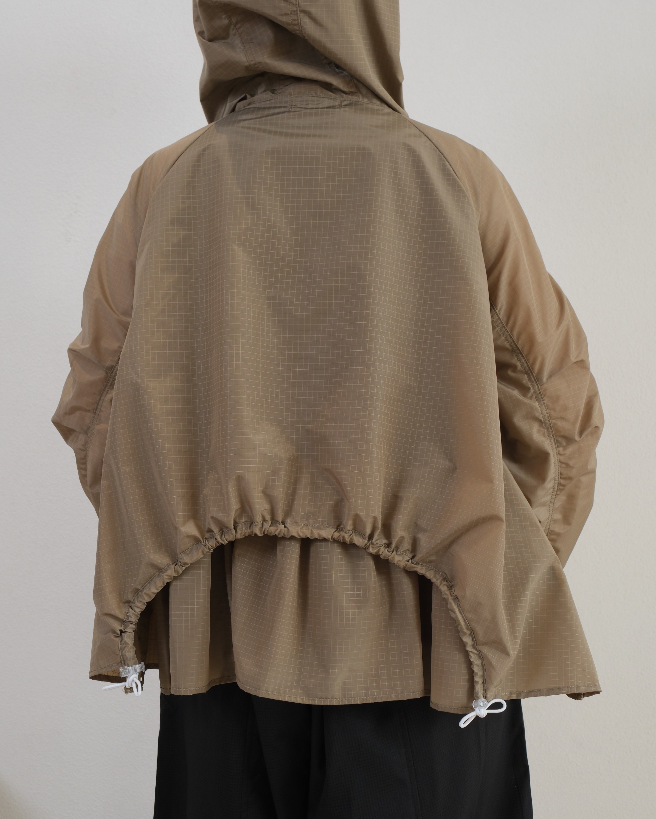 eleanorre Senara Brown Jaket Olahraga Wanita