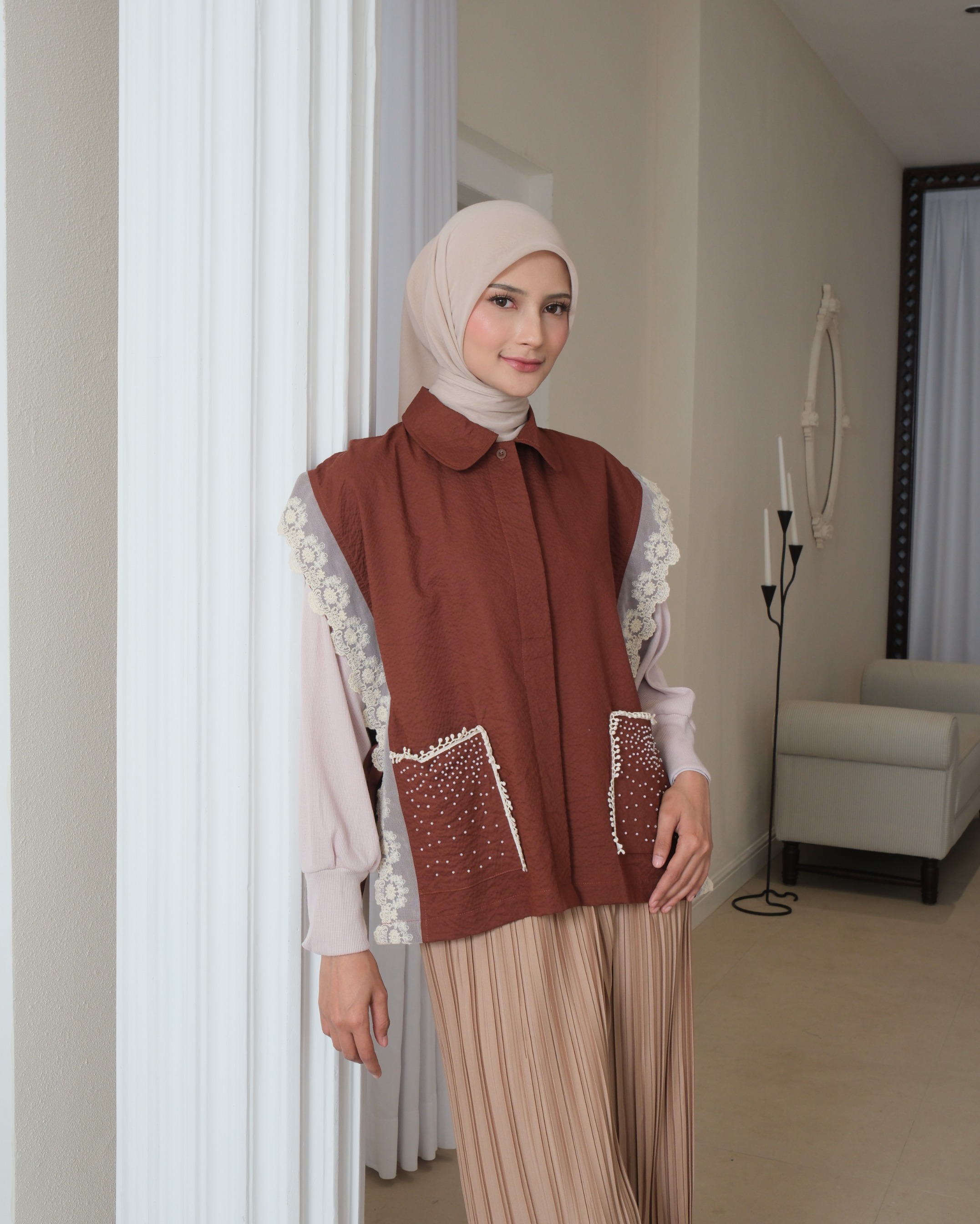 eleanorre Caroline Lace Vest Atasan Wanita