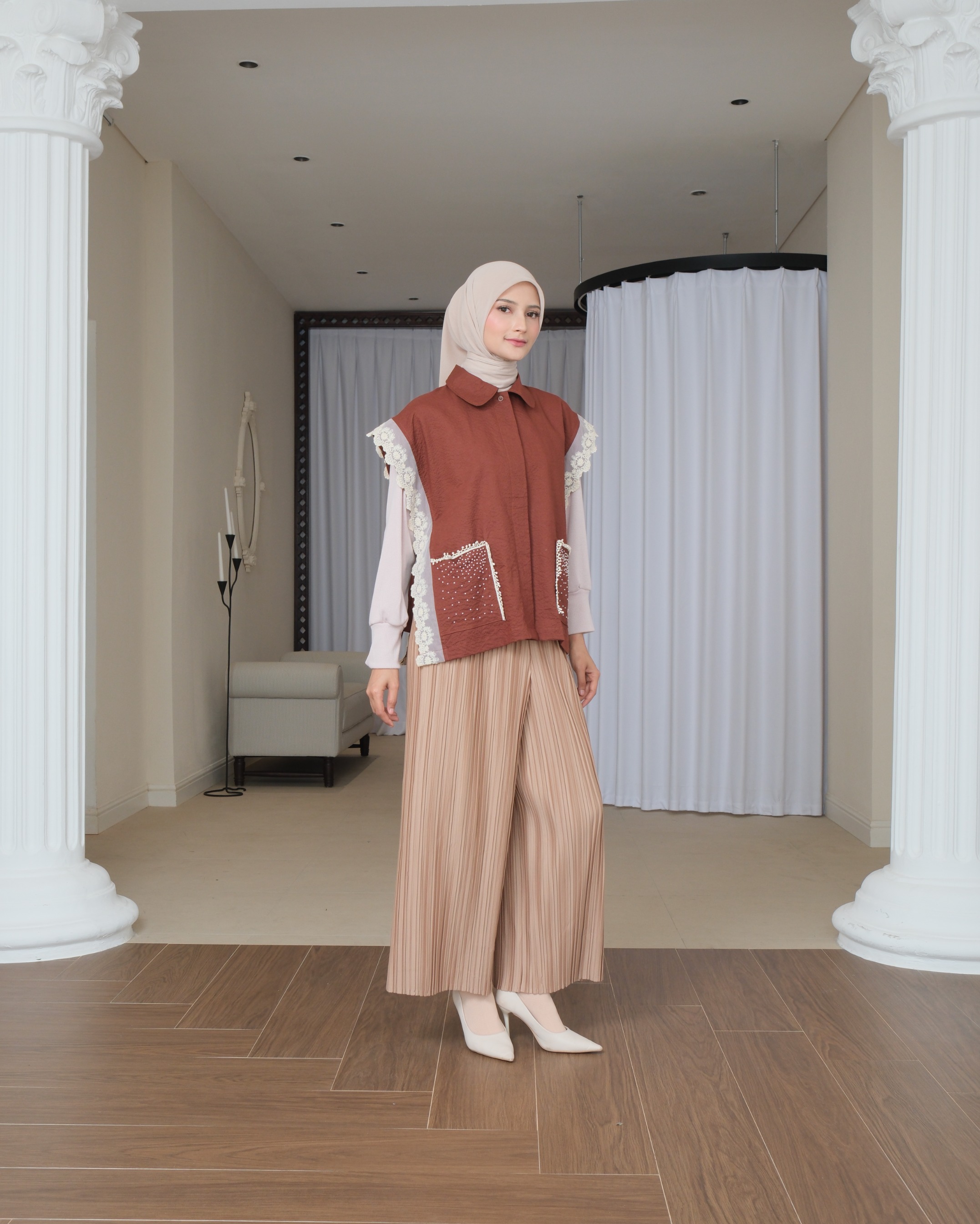 eleanorre Caroline Lace Vest Atasan Wanita