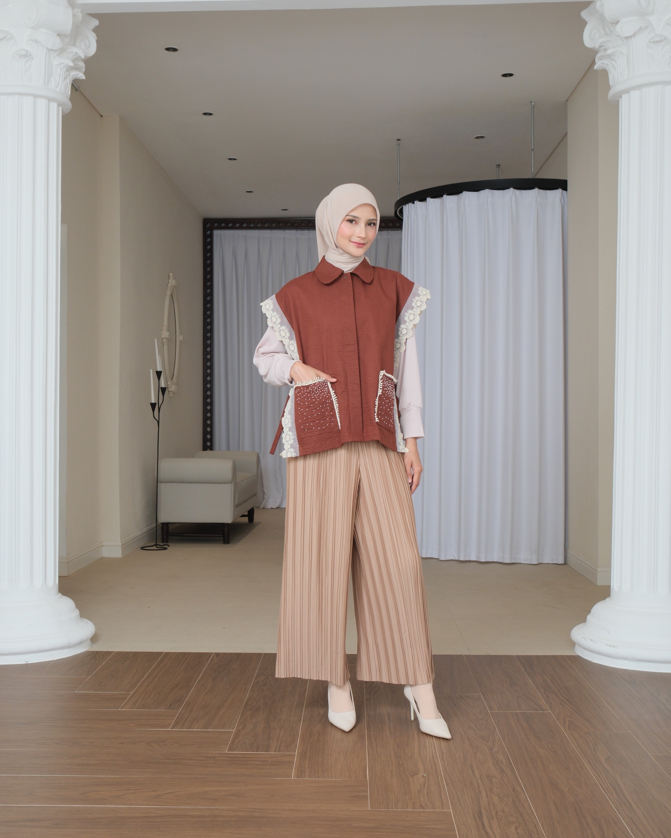 eleanorre Caroline Lace Vest Atasan Wanita