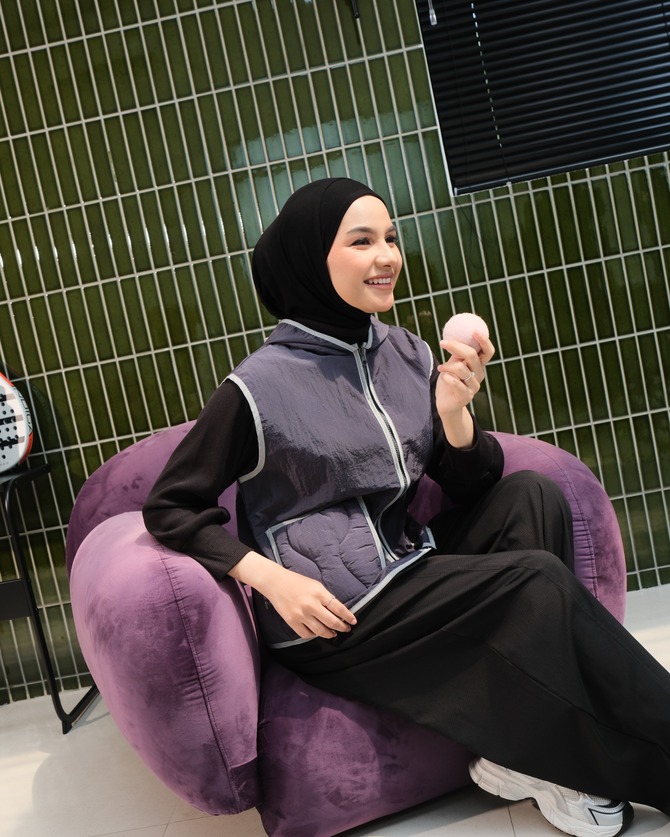eleanorre Xaviera Vest Olahraga Wanita