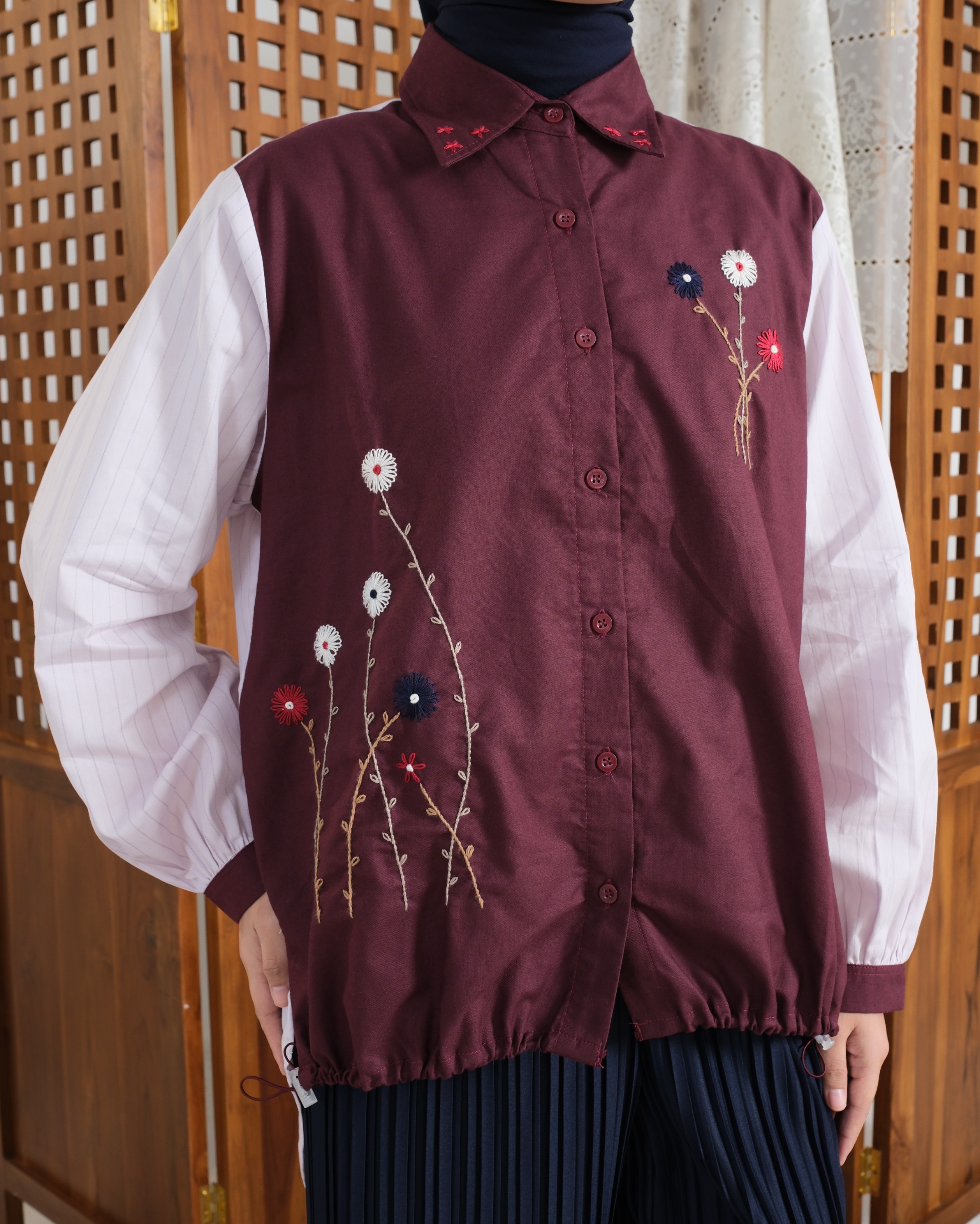 eleanorre Viona Top Embroidery Burgundy Atasan Wanita