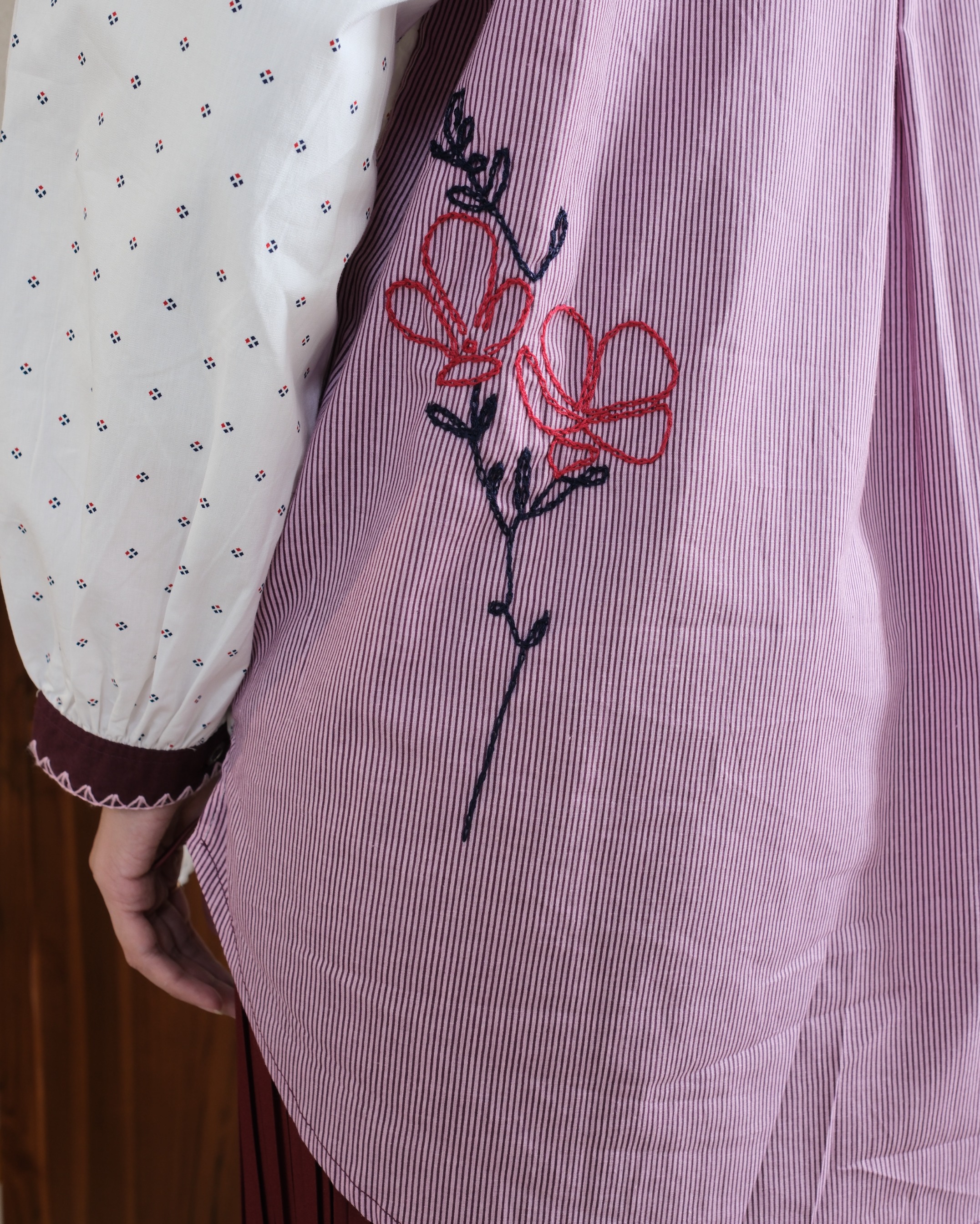 eleanorre Elora Top Embroidery Burgundy Atasan Wanita