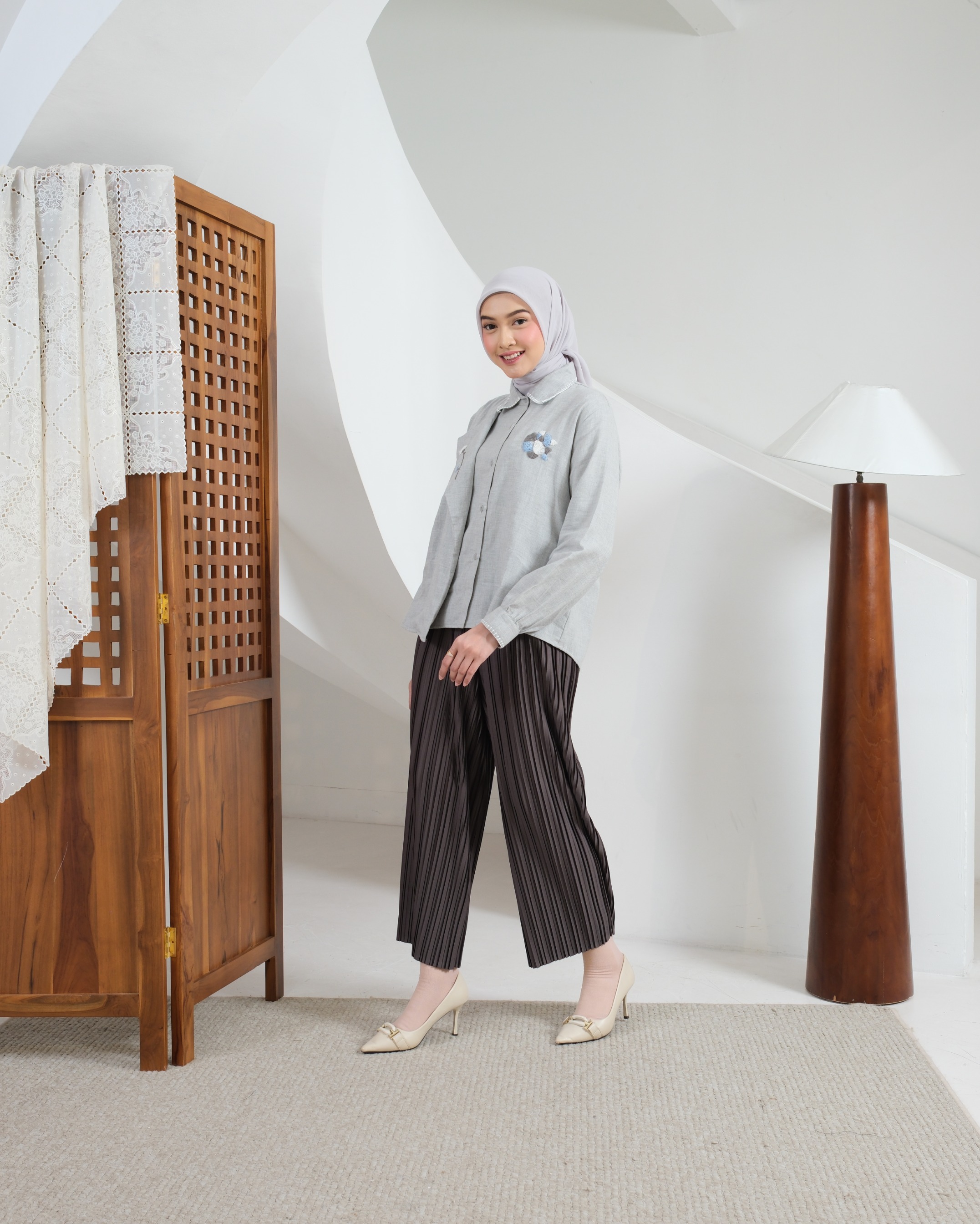eleanorre Nara Top Embroidery Atasan Wanita