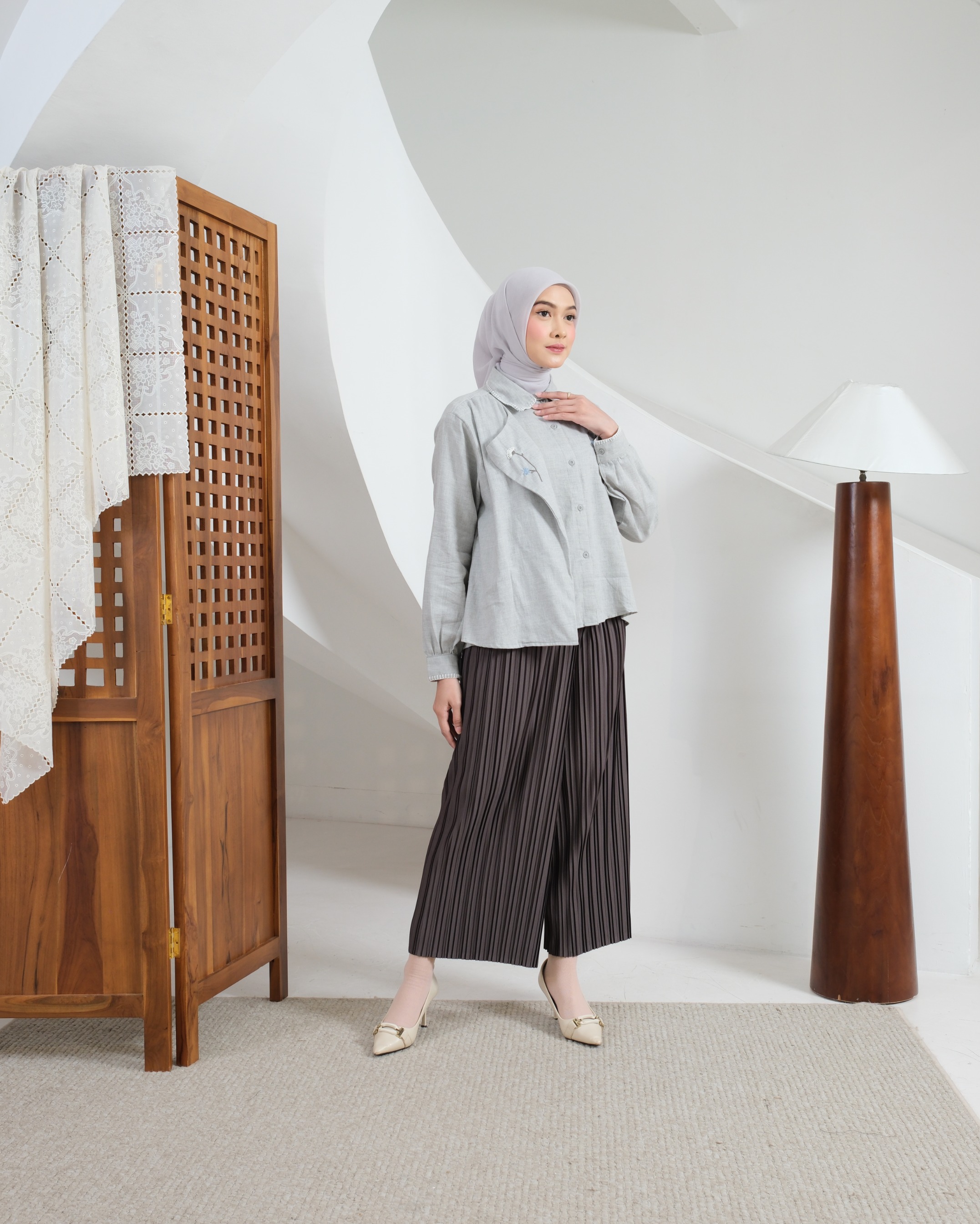 eleanorre Nara Top Embroidery Atasan Wanita
