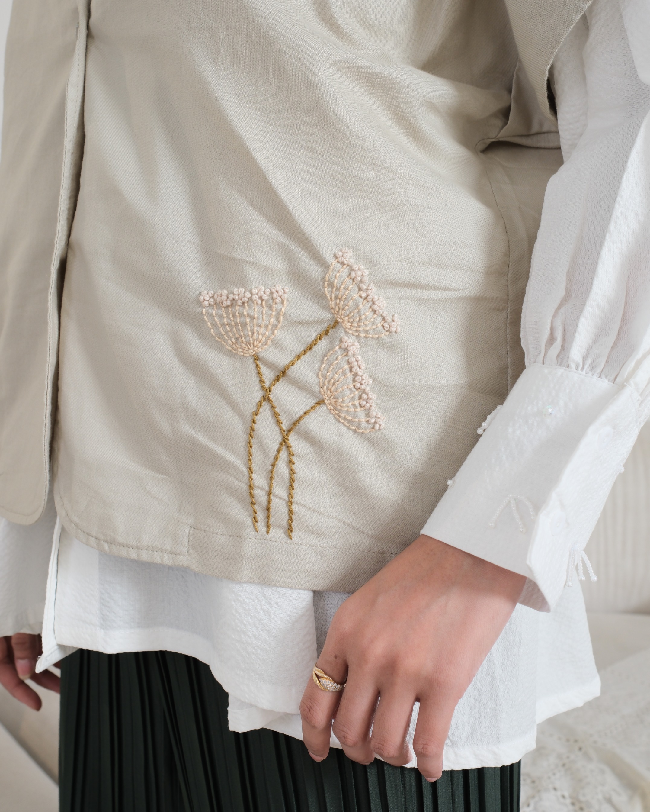 eleanorre Zea Outer Embroidery Atasan Wanita