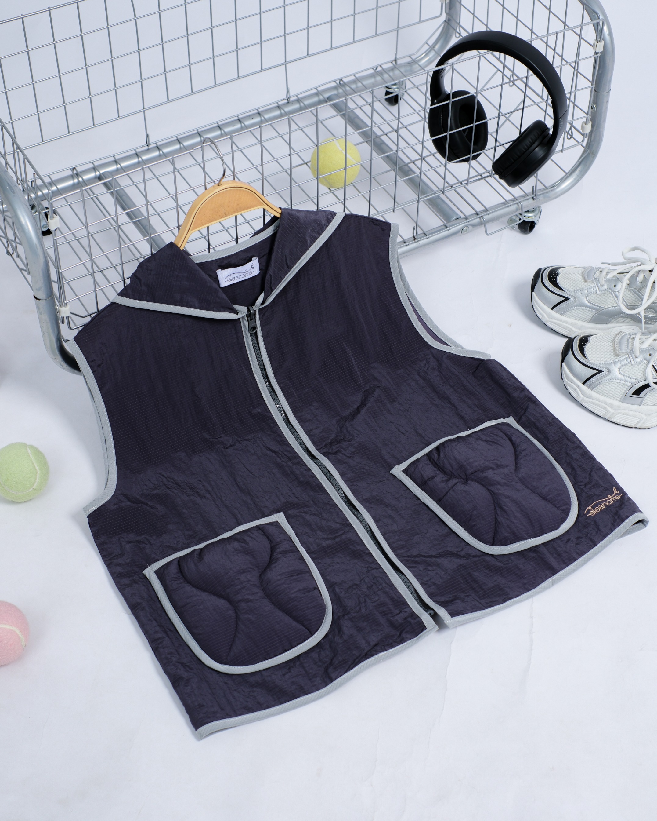 eleanorre Xaviera Vest Olahraga Wanita