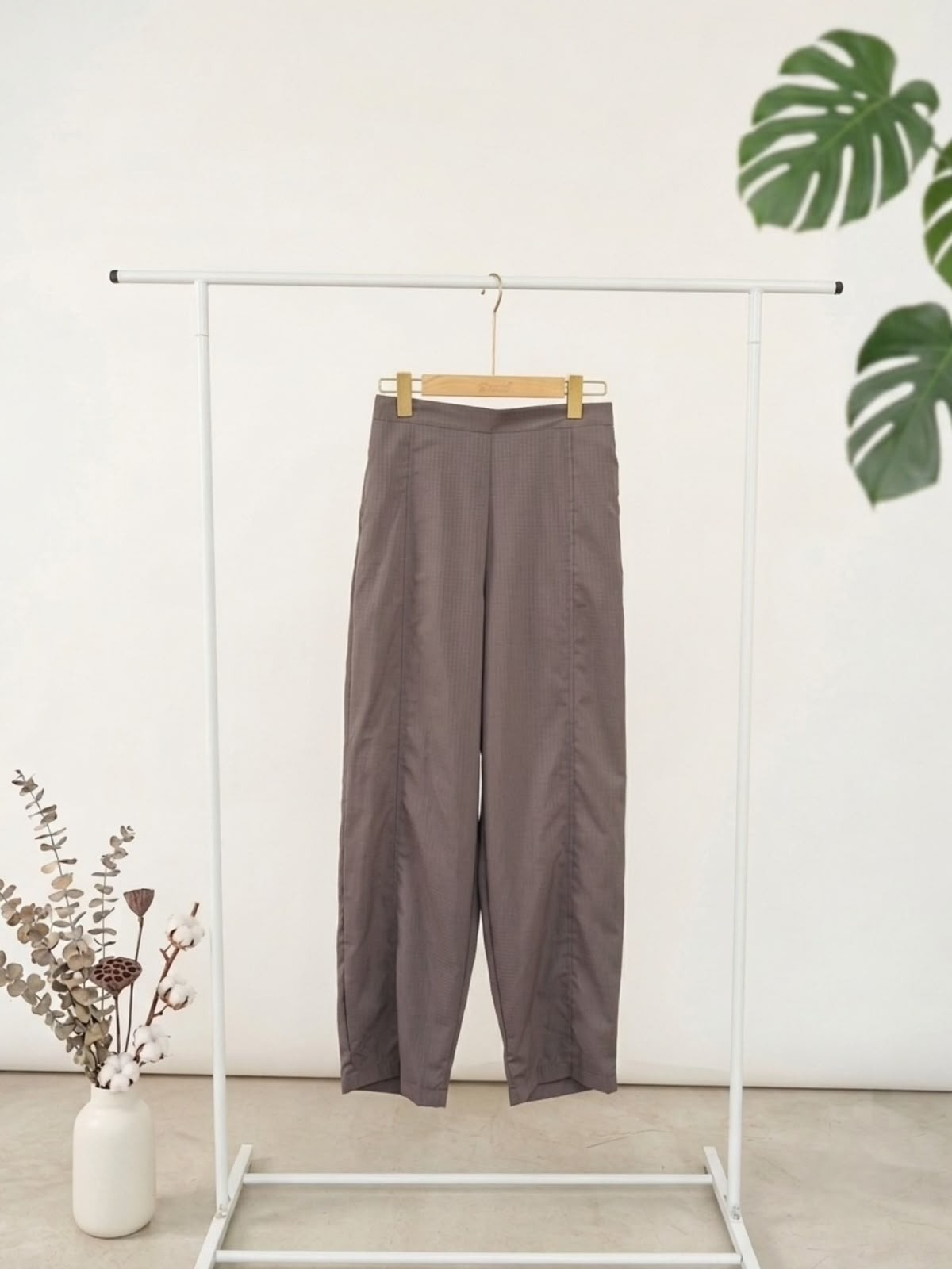 eleanorre Barrel Pants Bawahan Wanita