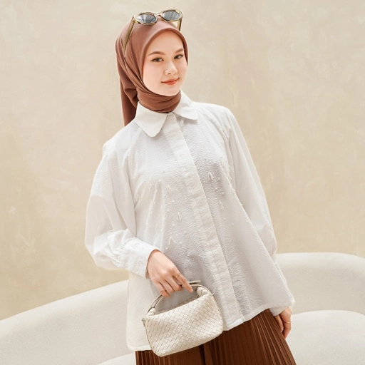 eleanorre Adiba Top White Atasan Wanita