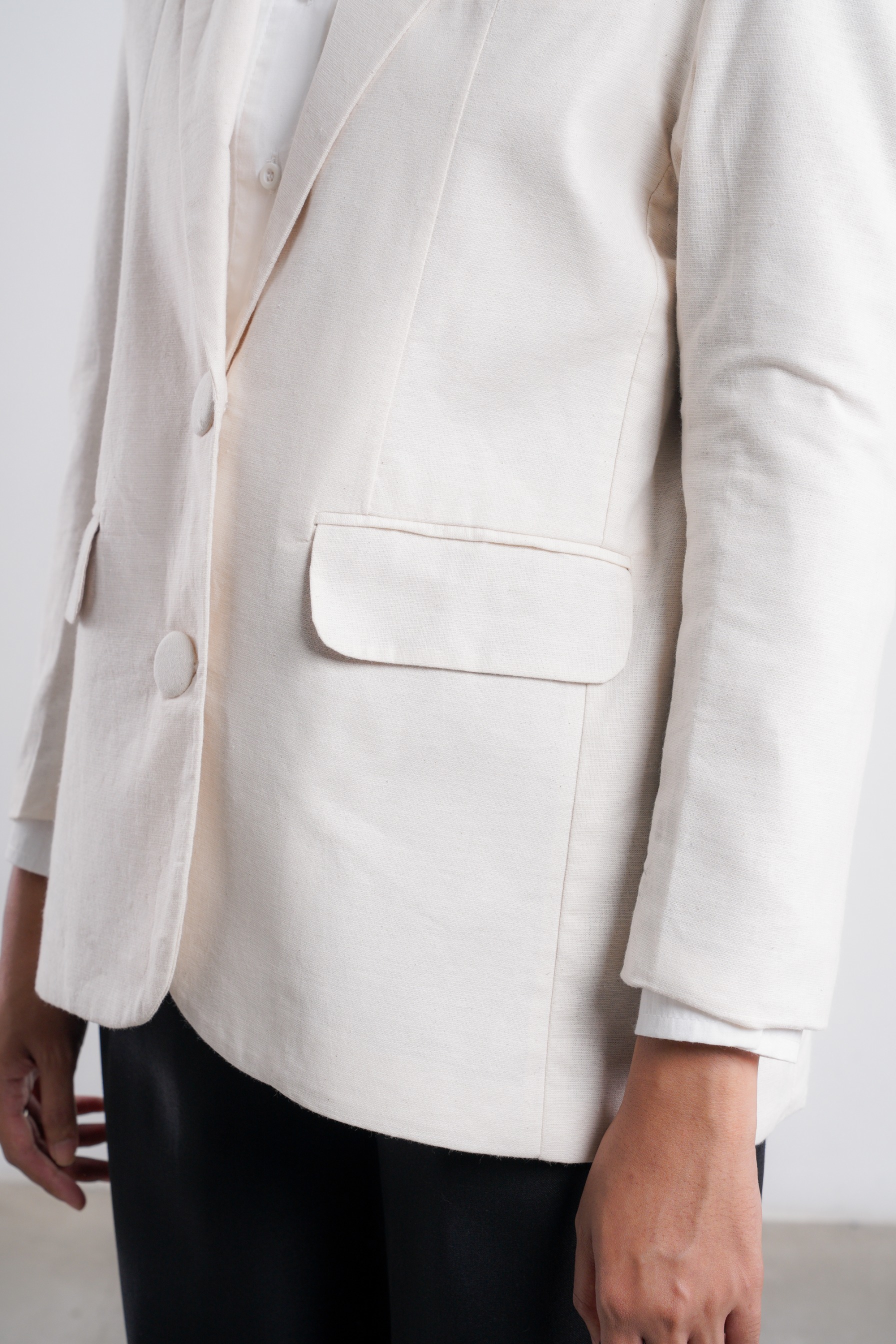 Luma Linen Blazer