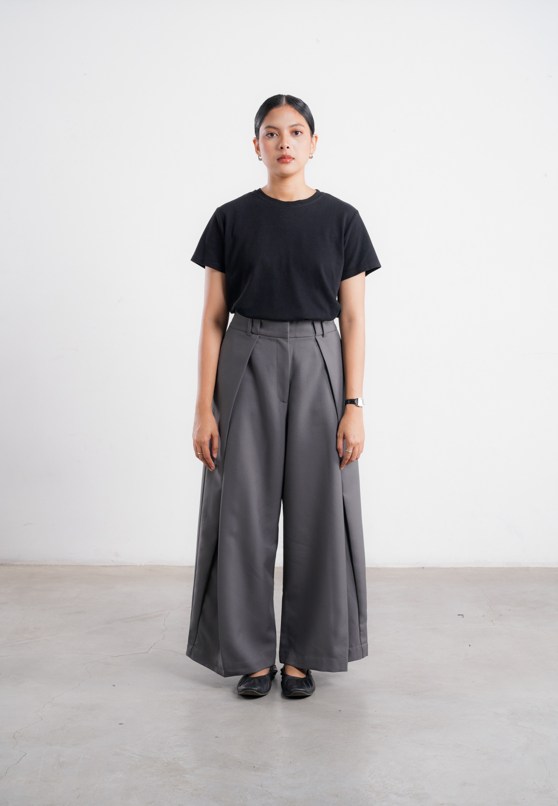 Kala Pleated Pants