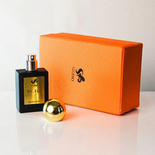 Image of SFO Studio - Mt. Fuji Eau De Parfum