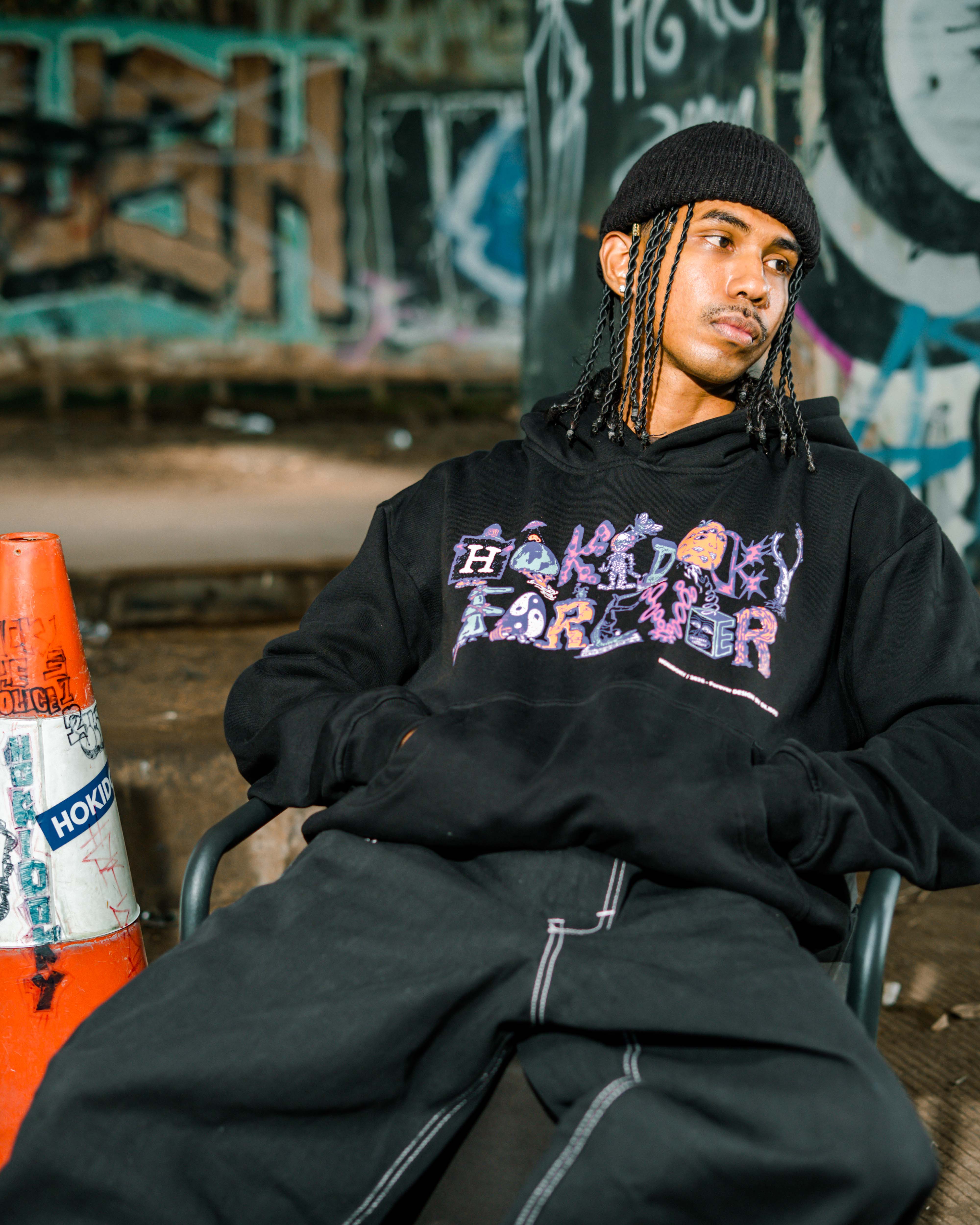 HOKIDOKY FOREVER BOXY PULLOVER HOODIE BLACK