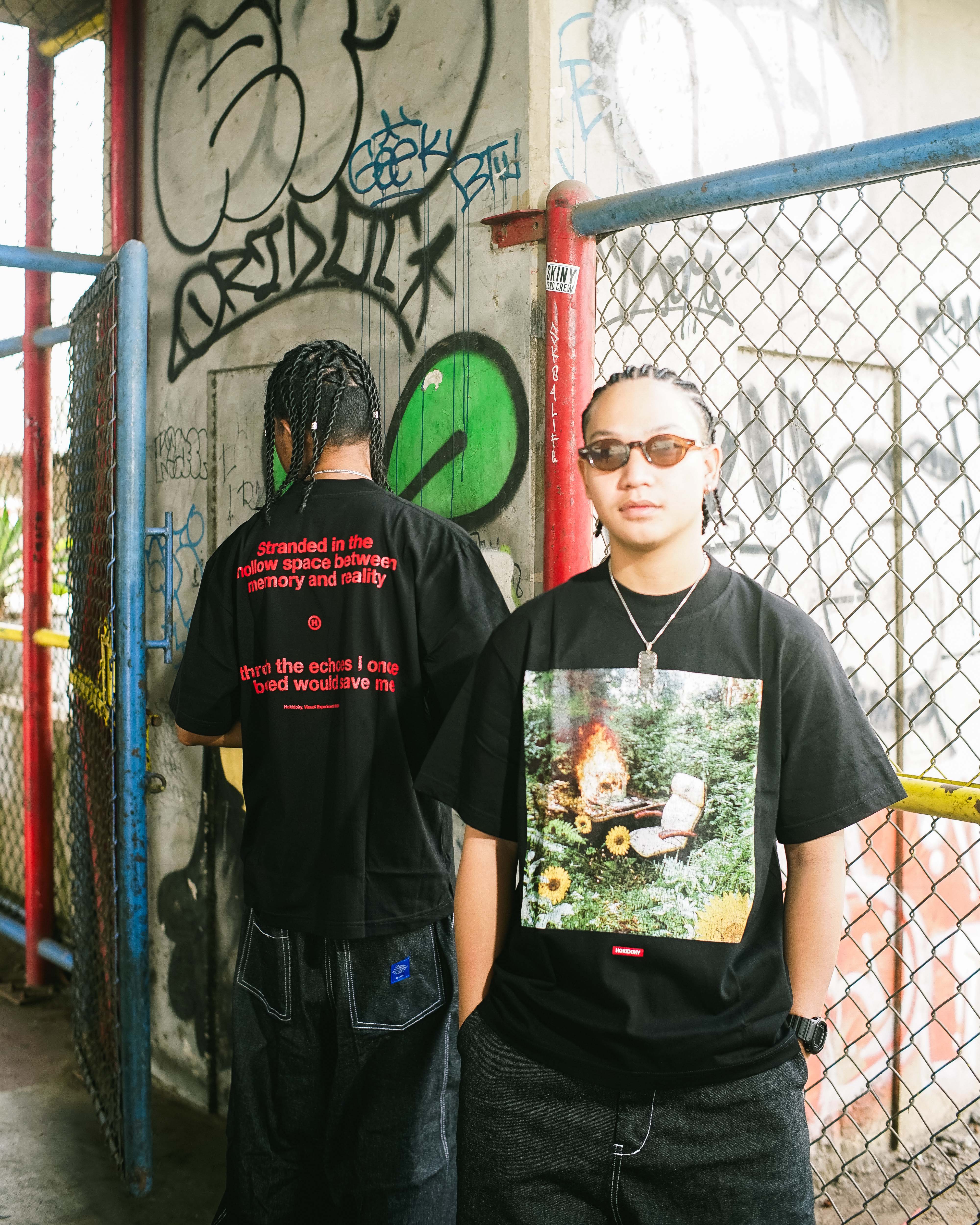 HOKIDOKY FLOWER T-SHIRT BLACK