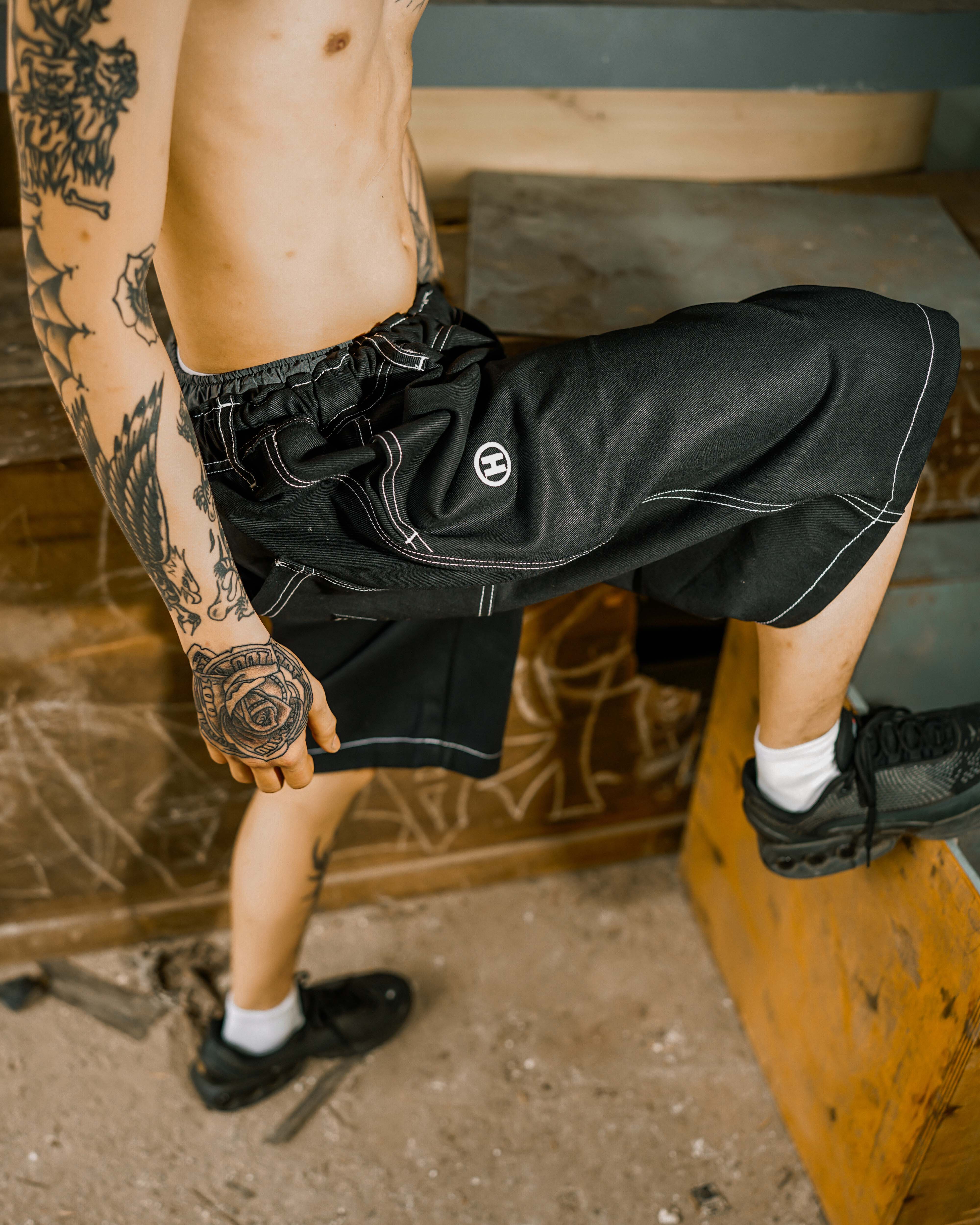 HOKIDOKY JORTS PANTS DENIM BLACK