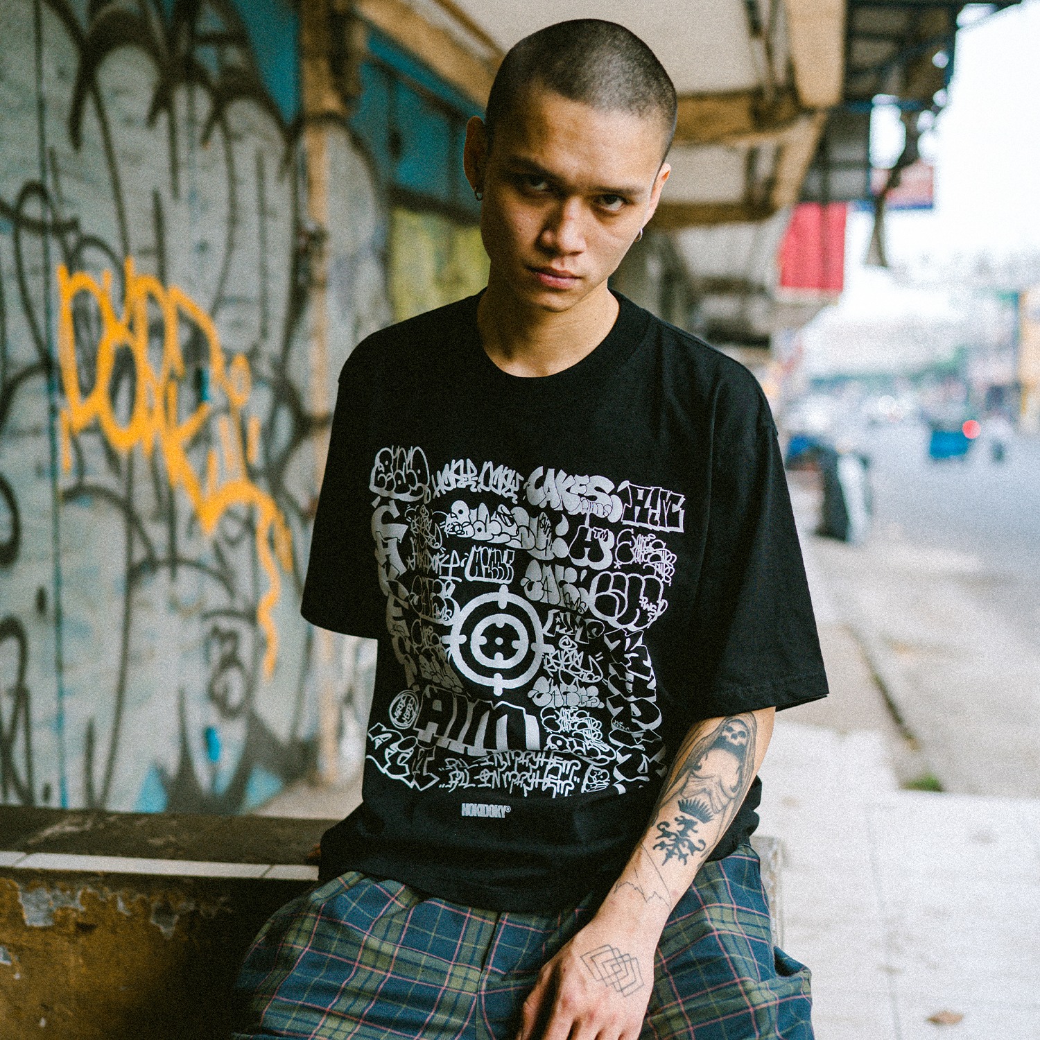 HOKIDOKY X RAPSY X CAKES T-SHIRT BLACK