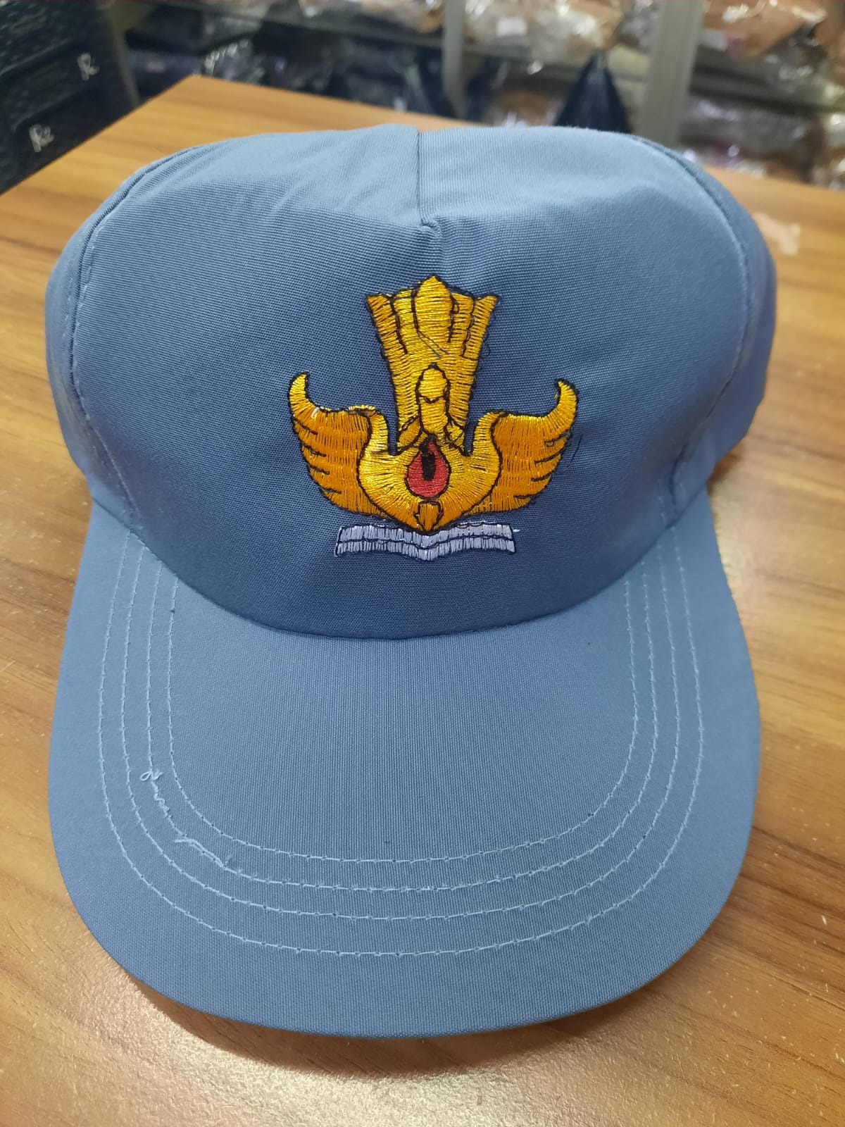 Riska Seragam Topi Sekolah Famatex SD SMP SMA