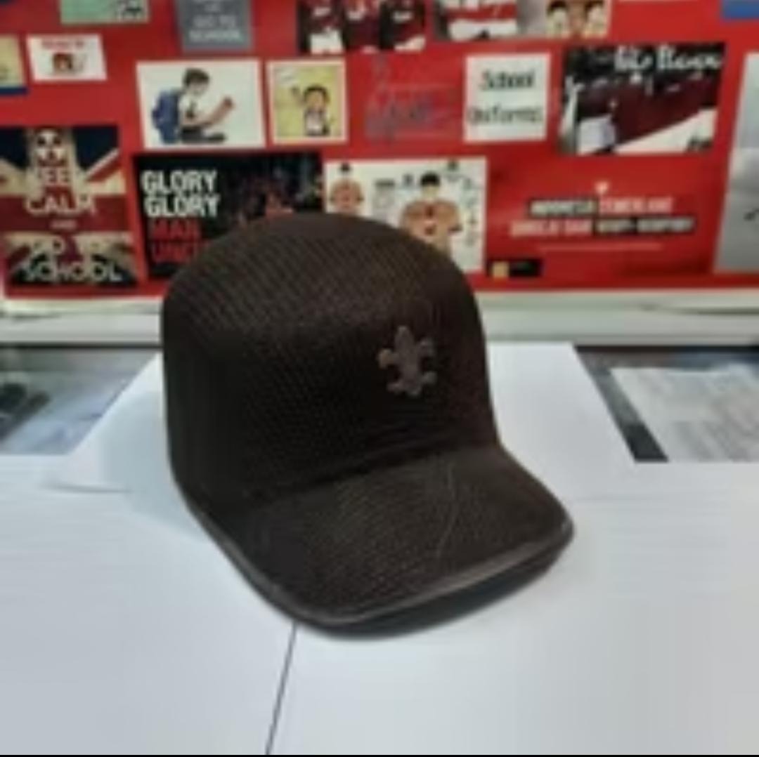 Riska Seragam Topi Pramuka