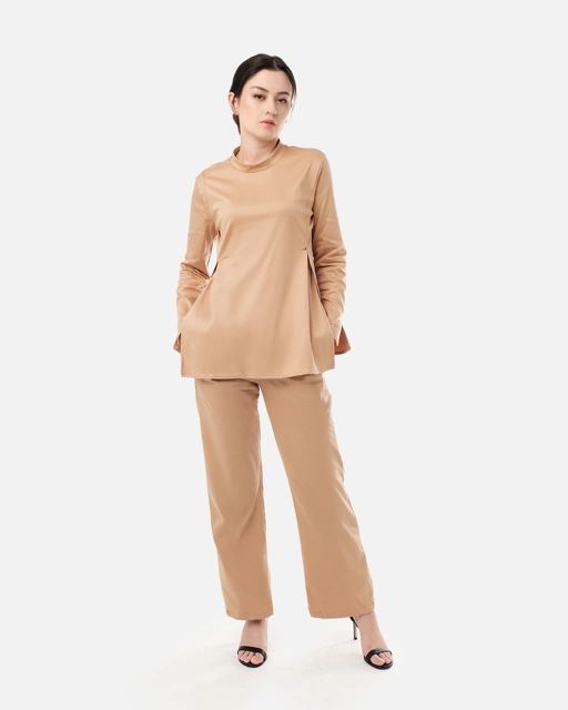 SAREUPNA Blouse