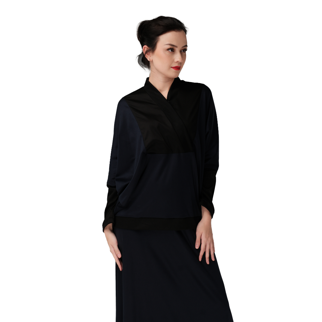 KINANTI Batwing Blouse