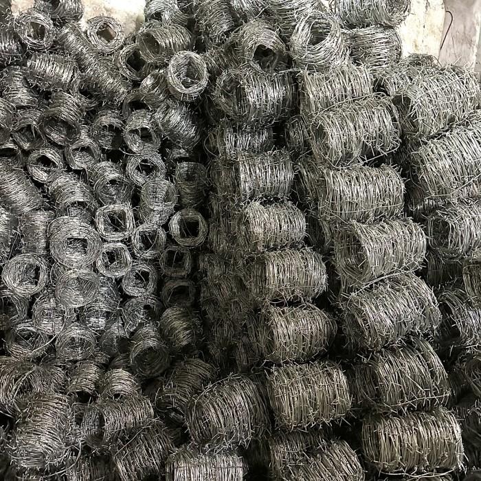 Kawat Duri Pagar Galvanis FULL 4kg (40 Meter) BWG 14 (2mm)