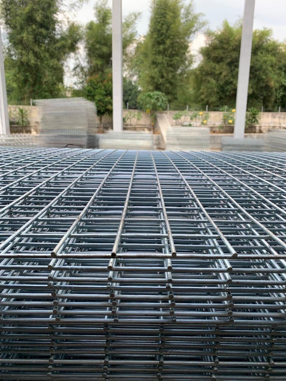 Padel Mesh / Kawat Loket Lapangan Padel / Kawat Panel Lembaran 120x240cm