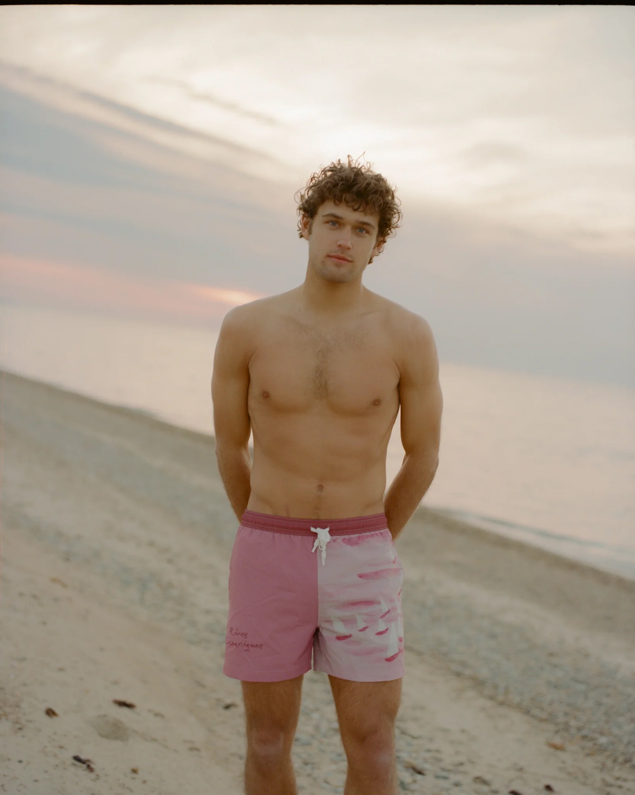 ULU.WATU BOARDSHORT - SAKURA ORIGAMI