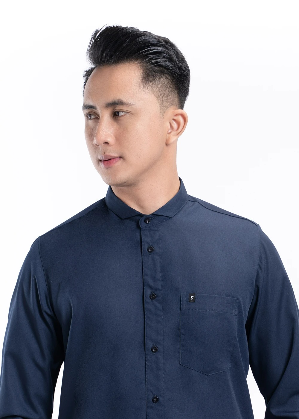Kemeja Kamil White dan Navy