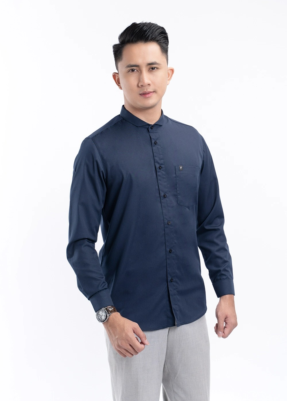 Kemeja Kamil White dan Navy