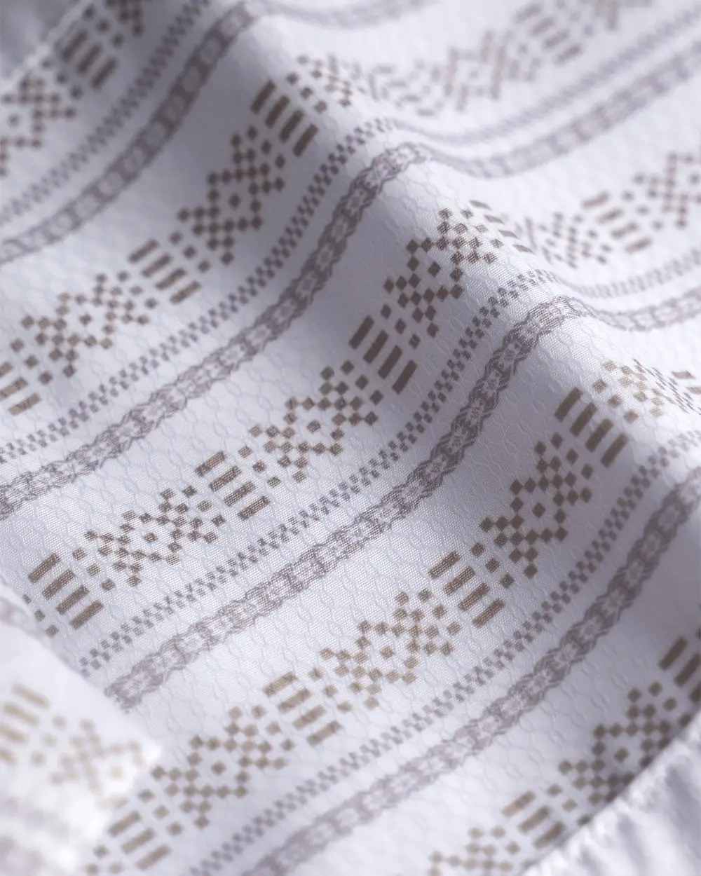 Baju Koko Pria Modern Khunain Lengan Panjang White