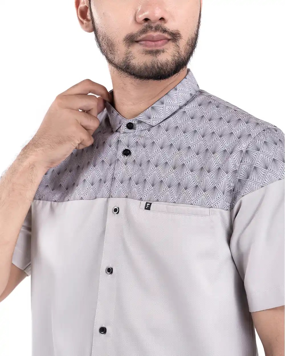 Baju Koko Pria Modern Ukail Lengan Panjang dan Pendek Taupe