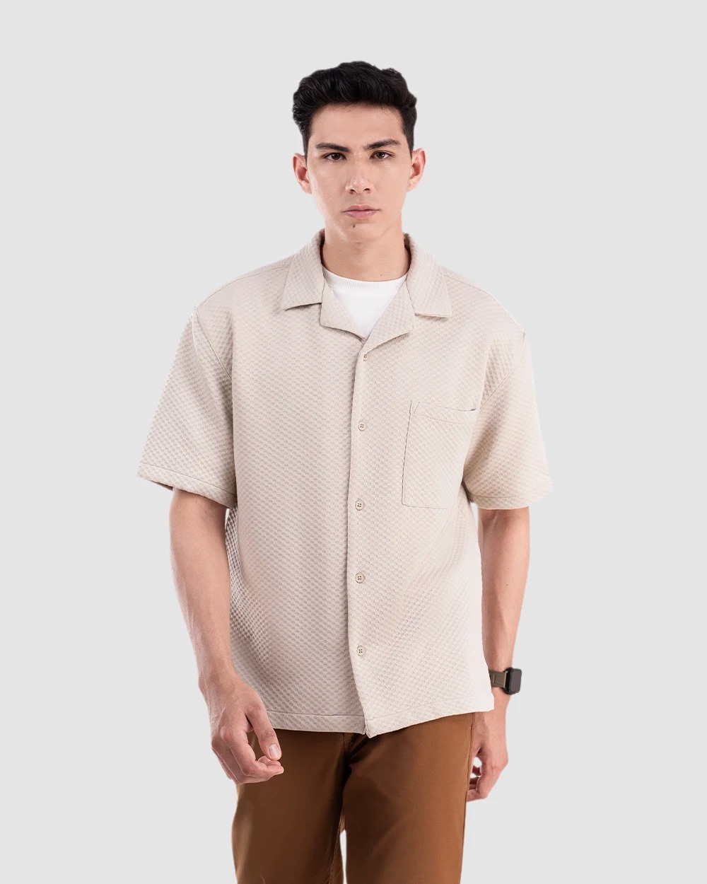 Rexi Relaxed Shirt Cream, Black, dan Khaki