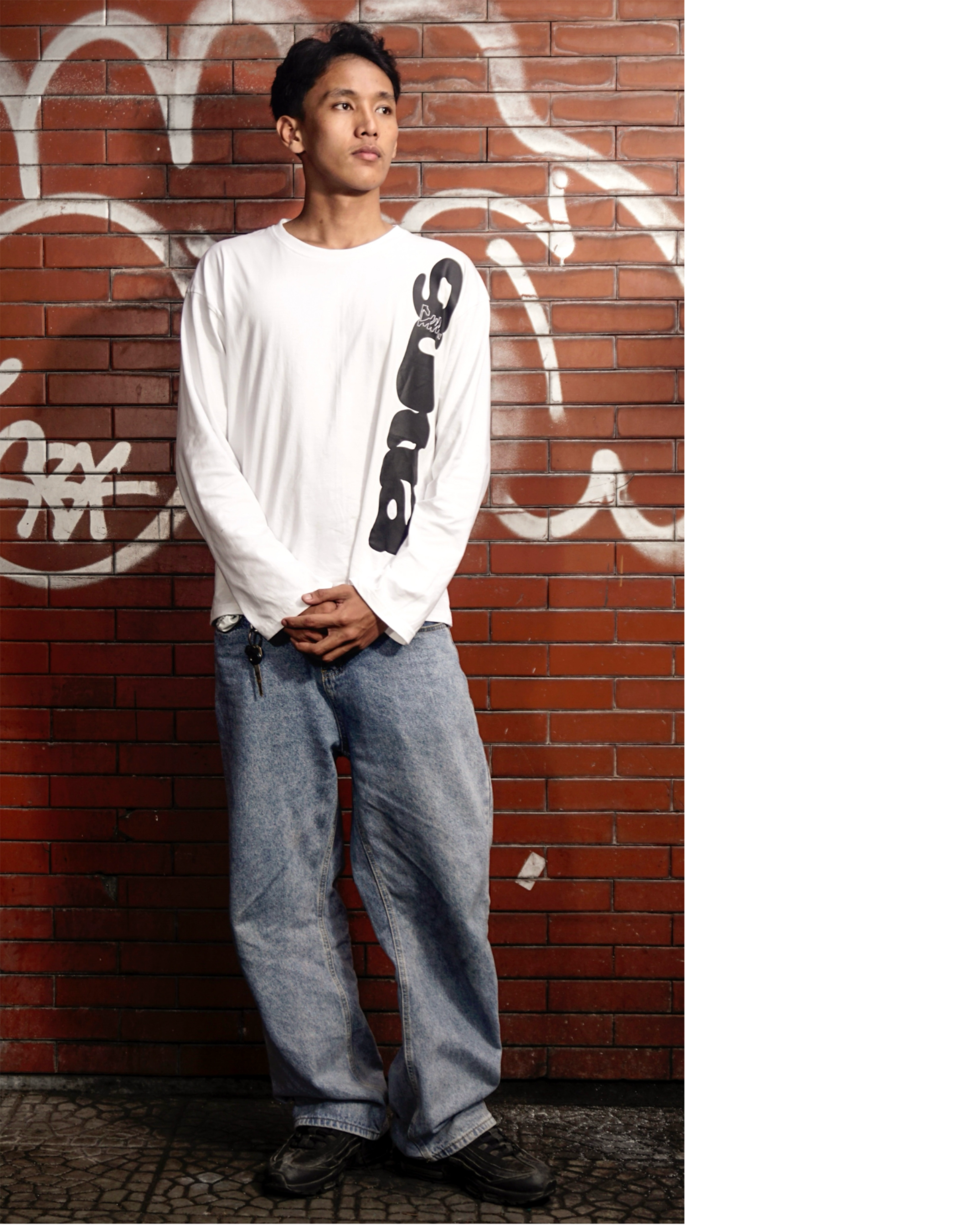 90Longsleeve—White