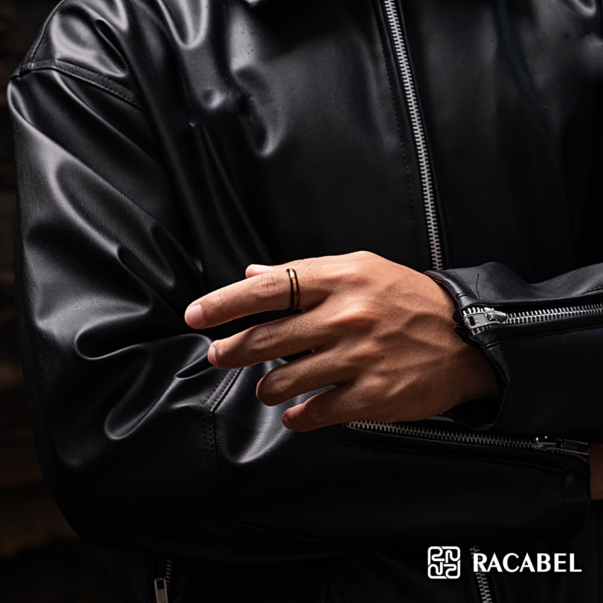 Racabel Argon Black Ring – Cincin Tungsten Pria Wanita Black Anti Karat