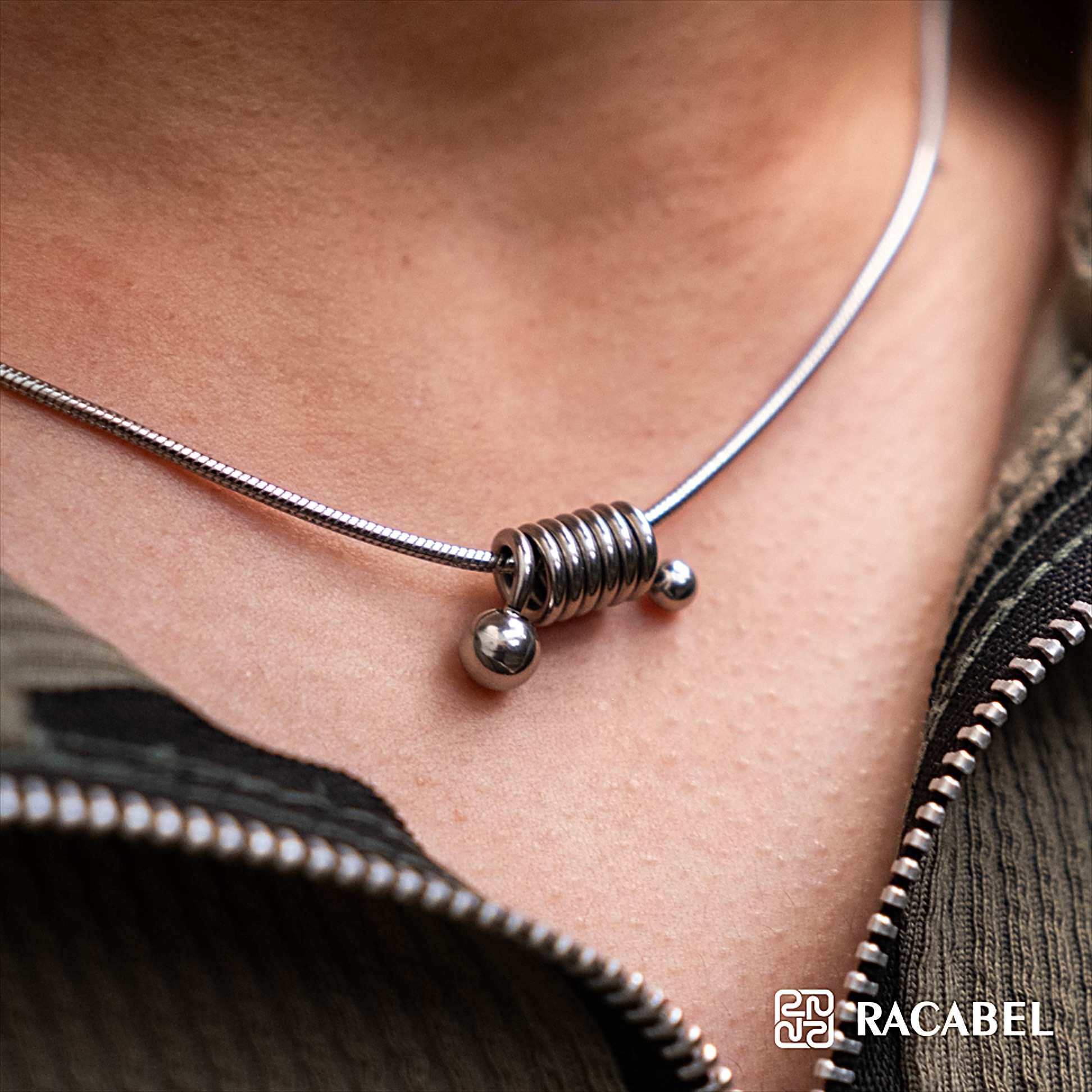 Racabel Eryth Necklace - Kalung Rantai Silver Titanium Anti Karat Pria