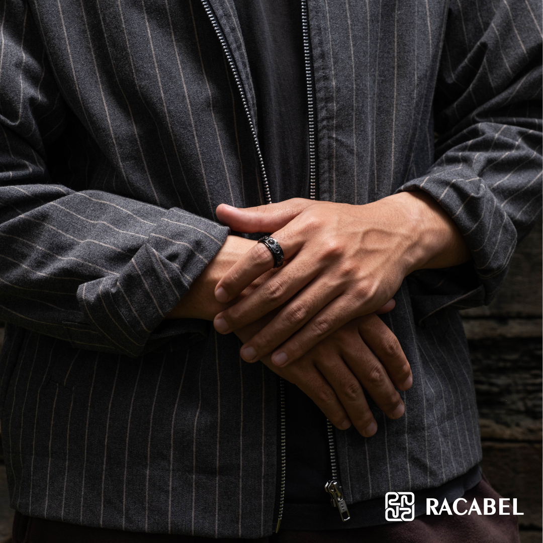 Racabel Celeste Anxiety Ring Black