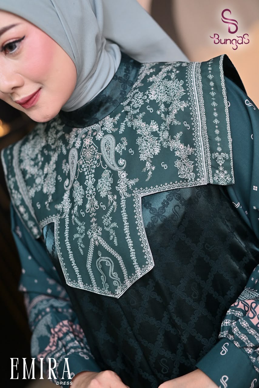 EMIRA DRESS