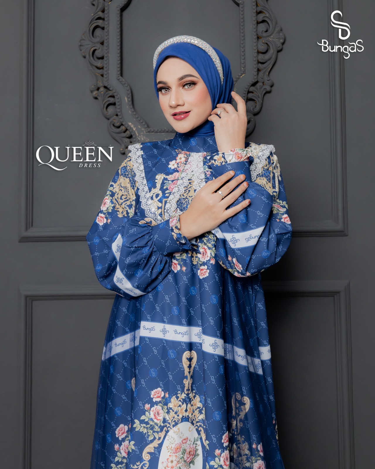 QUEEN DRESS