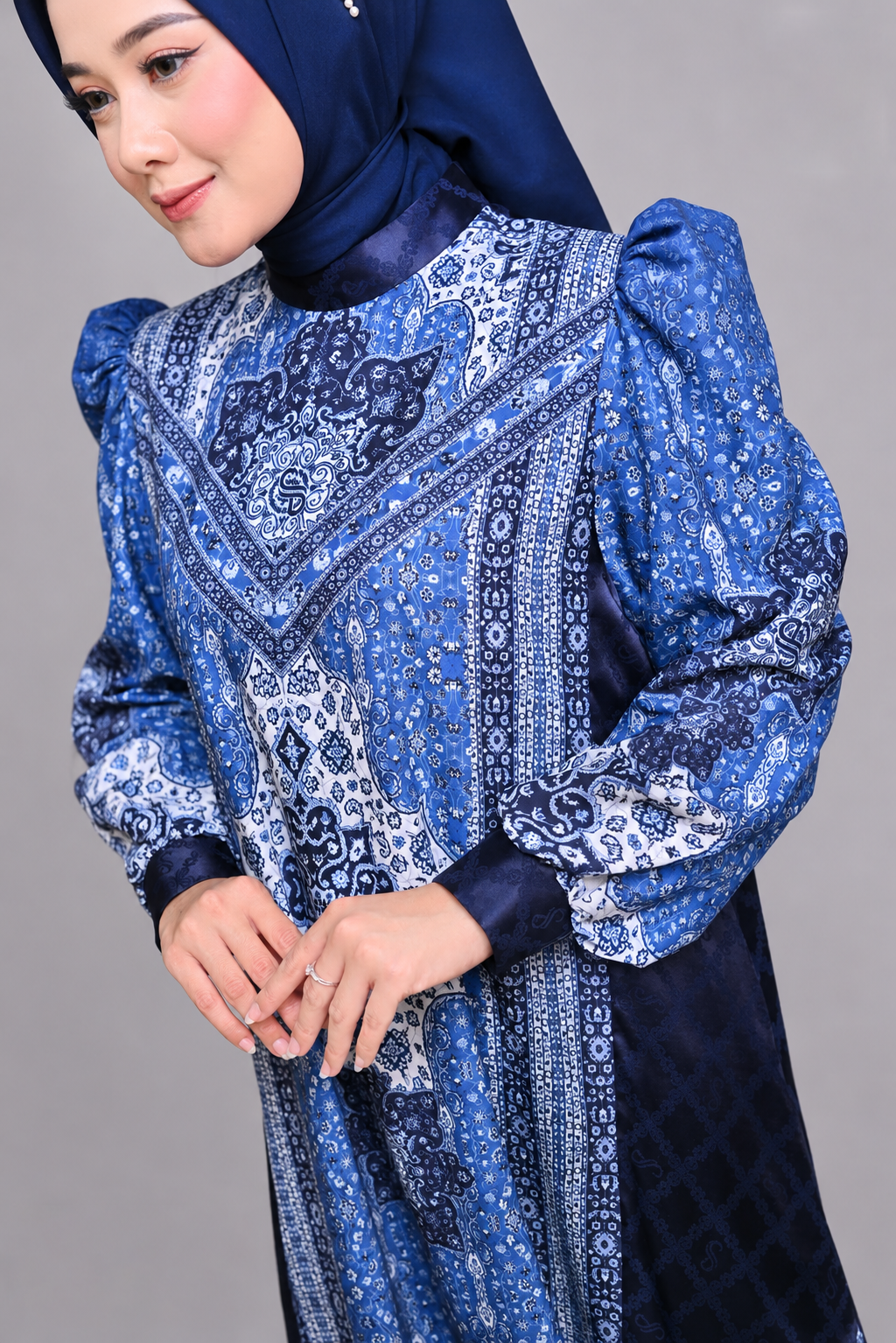 SAPHIRA DRESS