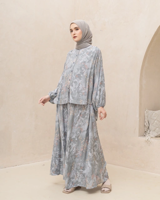 Image of ELISHA SKIRT SET