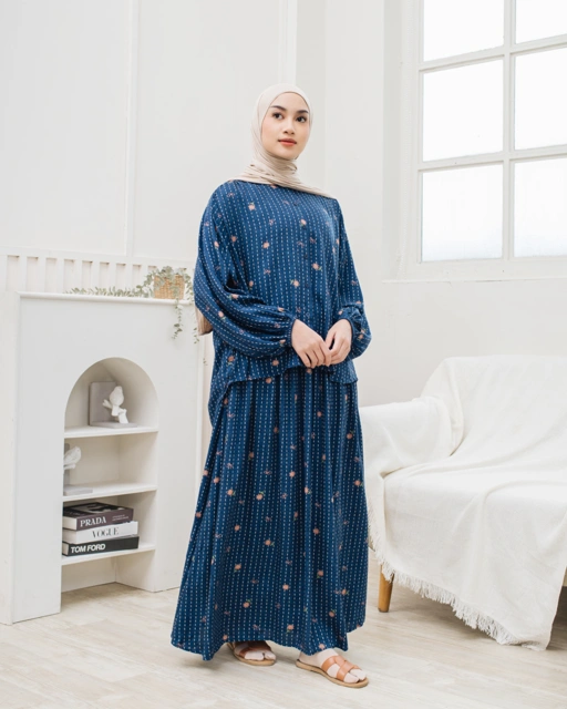 Image of LAIKA BASIC SKIRT SET