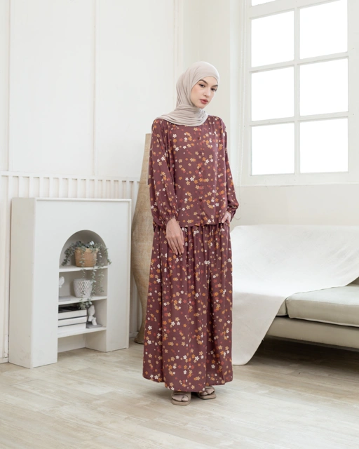 Image of BLOOM SKIRT SET