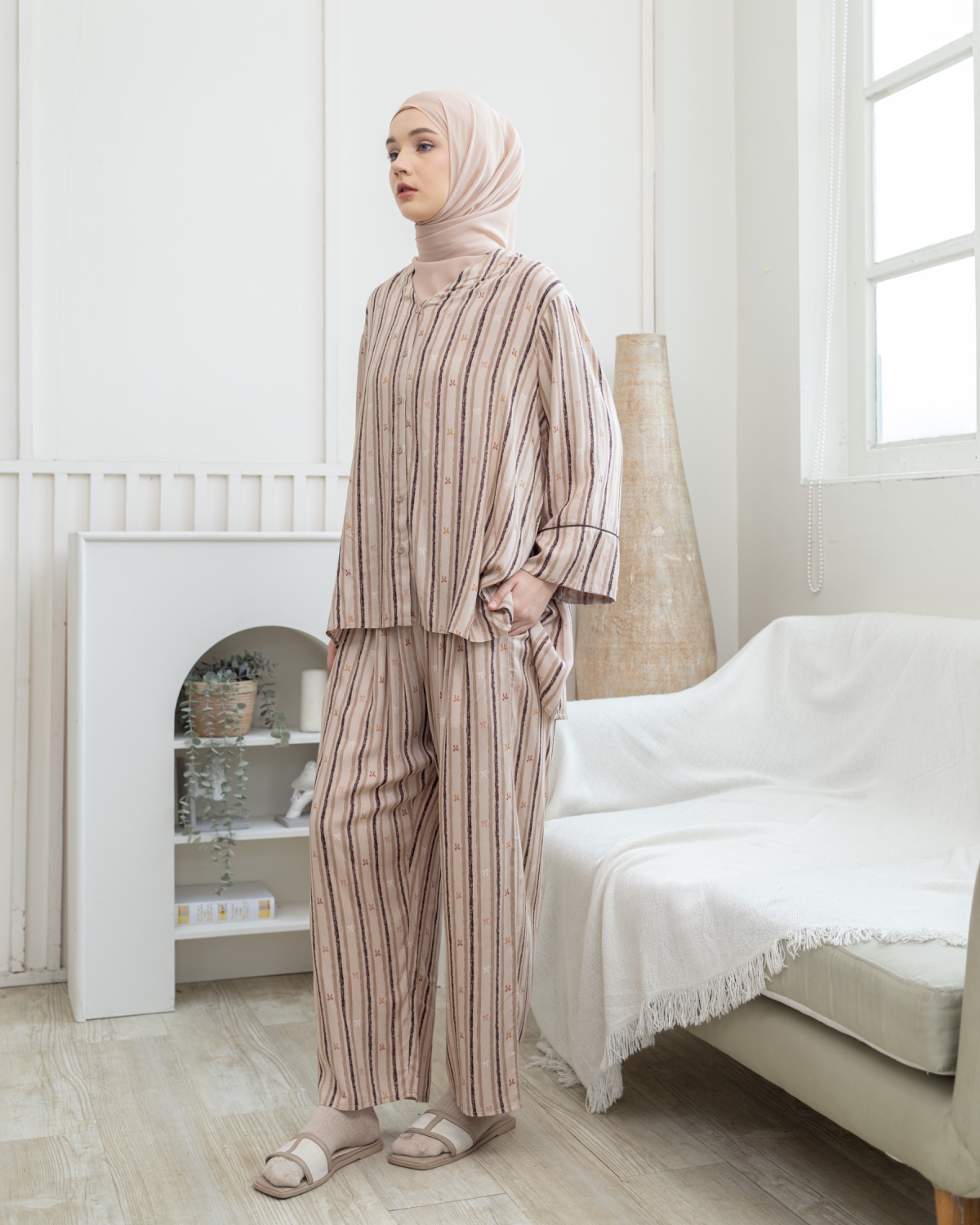AMELIA - BASIC BELLA SET