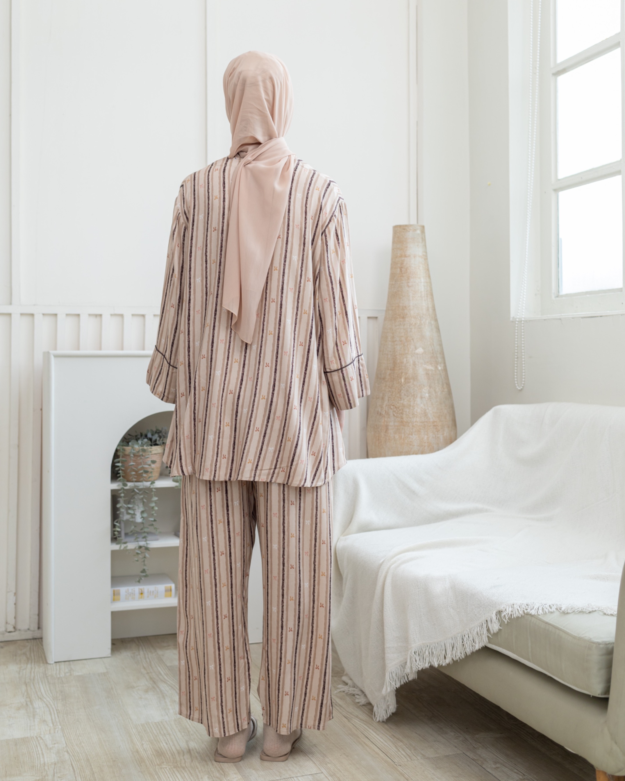 AMELIA - BASIC BELLA SET