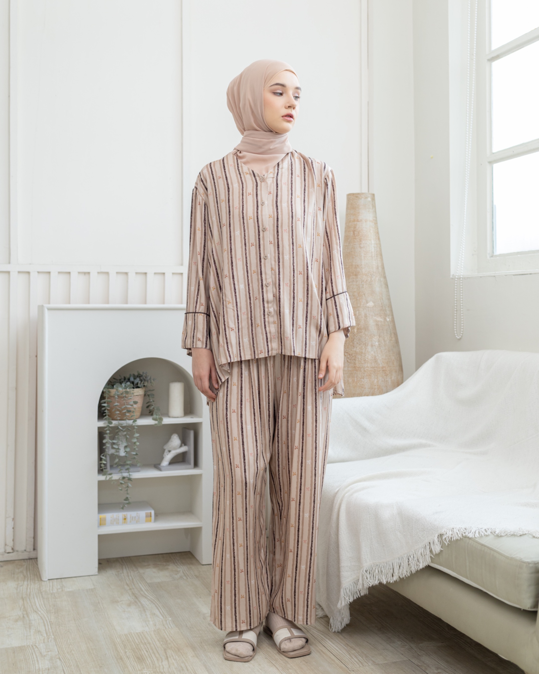 AMELIA - BASIC BELLA SET