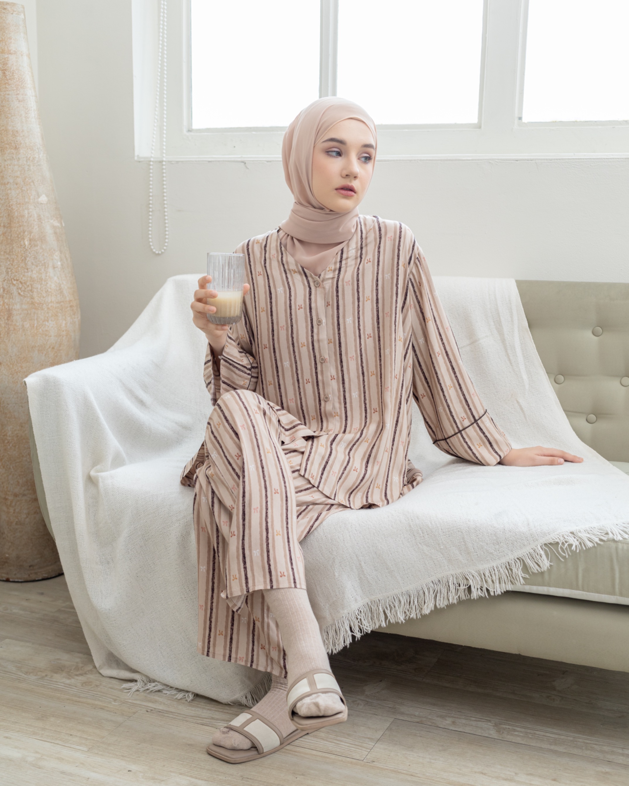 AMELIA - BASIC BELLA SET