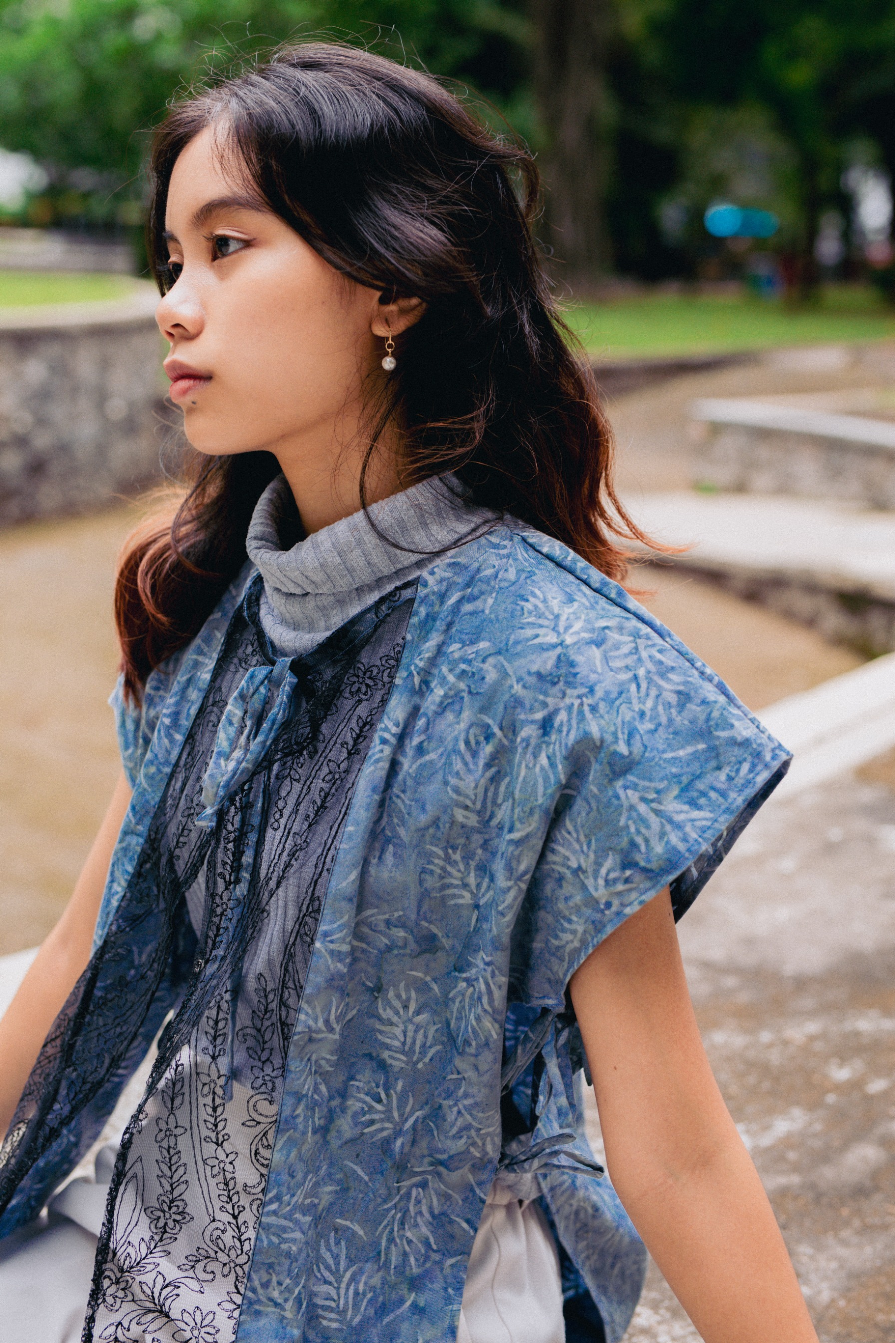 CANDRAMAYA Women's Batik Outer with Lace Detail