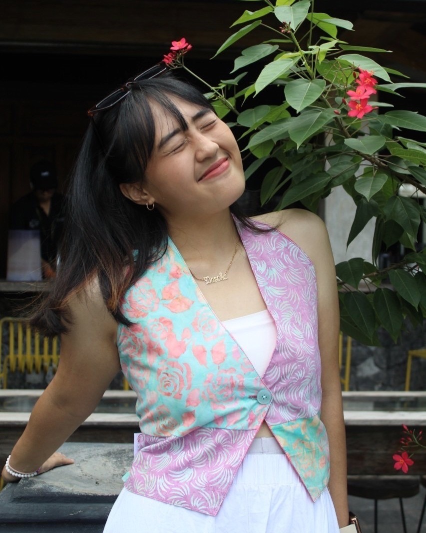 VARDHA Indonesia Vest Batik