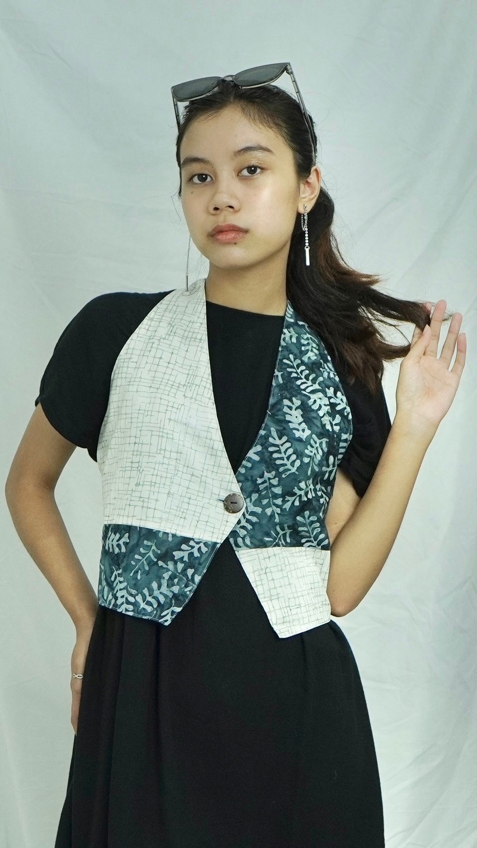 VARDHA Indonesia Vest Batik