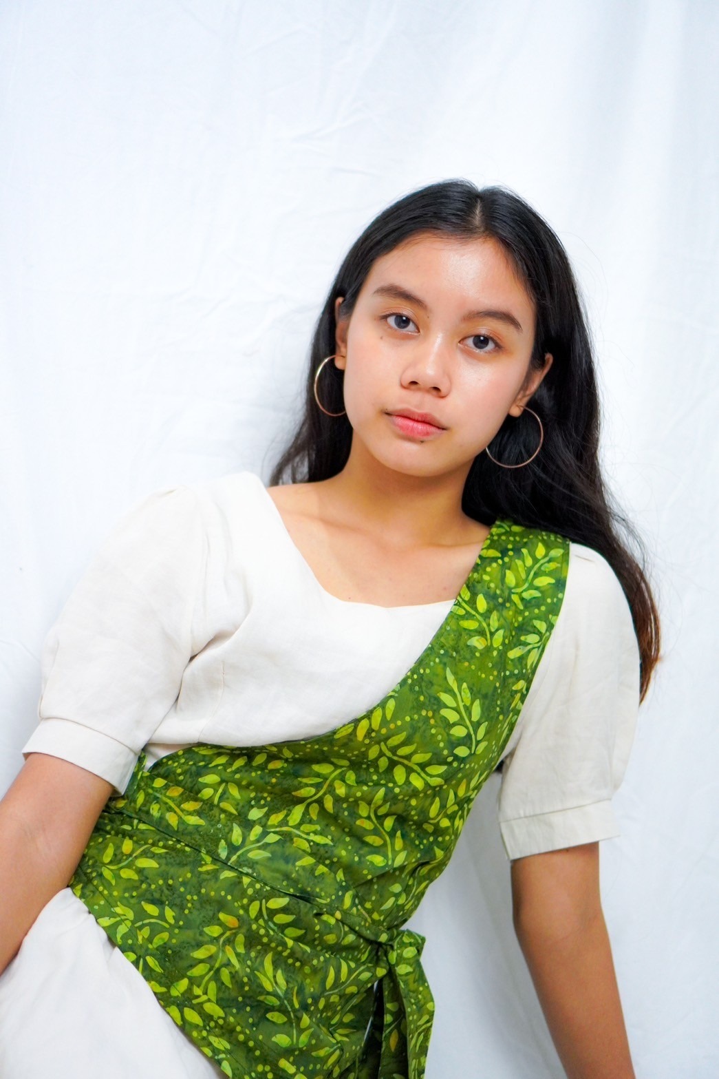 VANESHA Women's Asymmetric Batik Vest